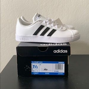 NWB Adidas VL Court 2.0 Kids Sneakers